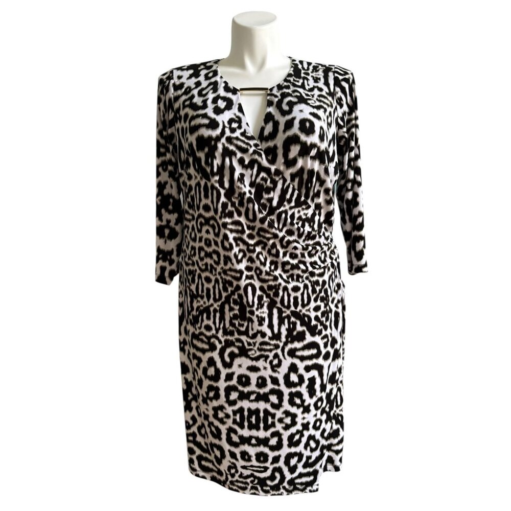 Calvin Klein Women's Snow Leopard Keyhole Ruched Faux-Wrap Dress Size 18W - Picture 3 of 12